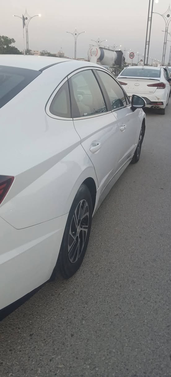 السلام عليكم
سوناتا هايبرد موديل 2021
رقم بغداد انكليزي  حرة بأسمي 
موصفات معروفه 
ناصريه مركز 
***********
السعر 145
بيع او مرواس كيا 5
