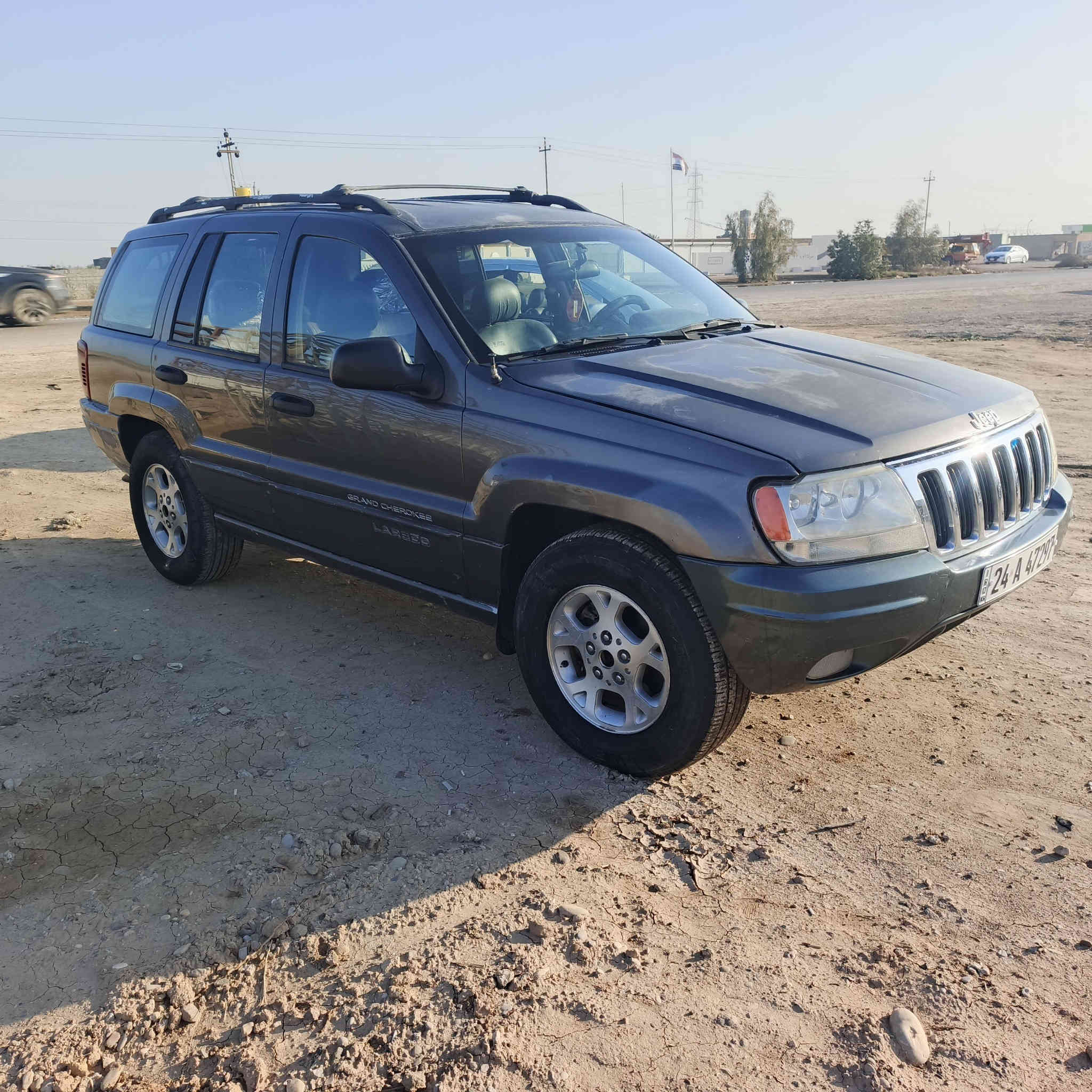 السلام عليكم جيب شيروكي 2000 بدون صبغ بدون ضربه مكينه وكير اكسل جدد بلاد رقم نكليزي بسمي قبل يومين حولتهه لل31 مكاني خان بني سعد ***********السعر 72 تفاصيل أكثر بل فيديو
