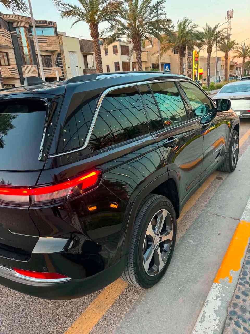 جيب كراند شيروكي 2023

بانزين + هايبرد + شحن منزلي

المسافة المقطوعة: 28 الف ميل

السيارة وارد امريكي تبديل بابين نفس اللون اسود اصلي فقط بدون ايرباك السياره جديده بمعنى الكلمه استخدام شخصي

فول مواصفات2 شاشات,, بانوراما طكتين,. بصمة تسغيل عن بعد,, كشنات جلد كشن السايق ميموري,, كشنات كهرباء ,صندوق كهرباء, حساسات خلفيه, قطعتين قطع تبريد ,اشاير بالمري, رادار أمامي, رادارات 360, ثلاث وضعيات قيادة, نظام اختيار الباتري او بانزين ,كير ماوس, نظام منحدرات, تدفئة بالكشنات ويل كب كروم ,لايتات لد ,كشافات اماميه , بصمة أبواب وفيها بعد مواصفات معروفه 

مكاني: بغداد اليرموك والسياره بأسمي تحويل بنفس اليوم رقم بغداد

السعر: 325 $

تجي وشوف وعيني الك


**إذا كنت صاحب هذا الإعلان وتريد حذفه لأي سبب، رجاءا أرسل رسالة إلى الدعم الفني**