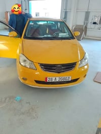 بي واي دي G3 • ٢٠١٣ • فتحة سقف