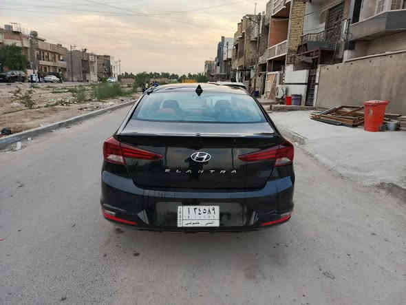 النترا موديل 2020 رقم مثنئ معوقين السياره بيها حادث بيها جفيها موضح  بل صور أبيعها على حادثها مكينه كير جداد شغاله وتمشي سعر 77 وبيها مجال بسيط مكان السياره بغداد الجديده وشراي يتصل ***********
***********
