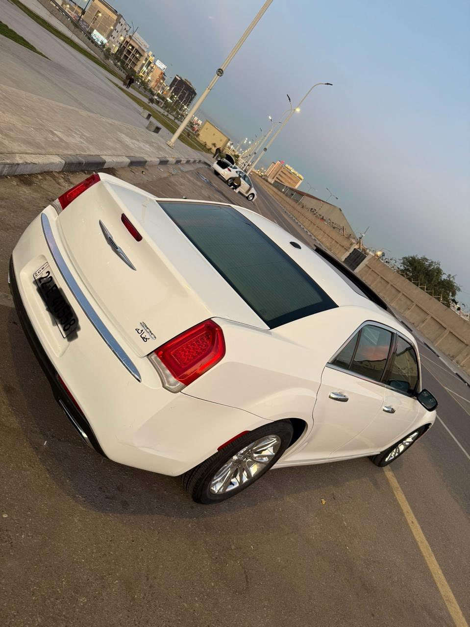 اوباما  كنديه مديل   16   عداد 260
داخل اسود جلد مكينه 3.6
تو ويل 
 كفاله عامه 
رقم اربيل بسم كردي
مكاني البصرة 
الاستفسار على الرقم
***********
