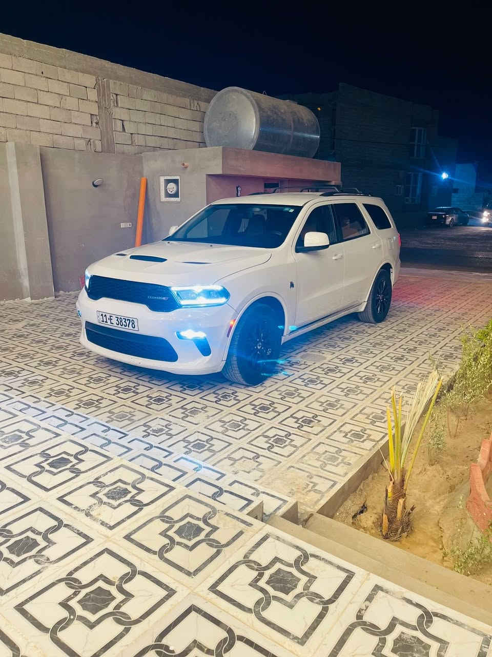 دورنكو SXT موديل  2021
رقم بغداد دولي 
السياره 2 ويل 
محرك 3600
وارد امريكي 
السياره بيها 3 قطع تبديل جاملغات اماميه وبنيد فقط لا غير بدون دواخل السياره كلش كاعده ومرتبه بنيد محدث SRT
علما السياره مبدل بساتم 14 يعني تديرلها عادي ماكو دوانس
صدر تايرات كله جديد 
السياره كلشي بيها على البلاد وشغال 
مراوس او بيع حسب القناعة 
تفاصيل السعر اتصل وتدلل
***********
