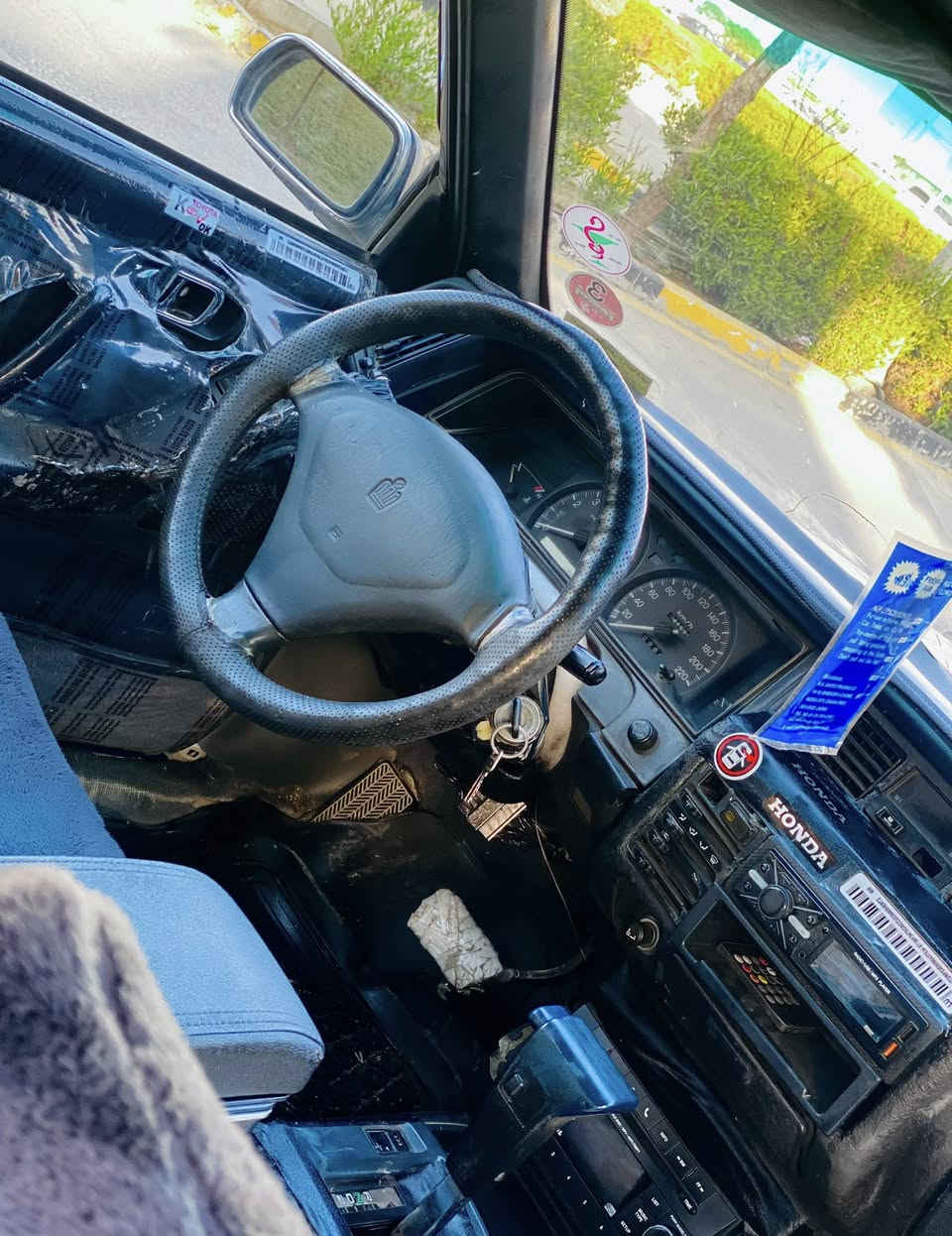 بـــــۆفــــــرۆشــــــن
شـــتـــی و نمونە  دانسقه
كراون ســـــیدان 
بيلاد ئتؤماتيك 
صـــــاڵــــۆن 🏆
سعرى / ٢٦ وەرەقەو معامه له
ئارم پلاستيكي سليماني 
هه موو گيانى له سه رشه ريكه ماوه به س ماشاءالله ئه ويت
مــــــــۆدێـــــــل/90 
أبو تاج 🏆
گێڕو مەكينه و ئاكسلى لؤكه
ده مارى وه ك بيلادى ماوه
 ناو / شين 
ئتؤماتيك بيلاد 
قفل مه ركه رى
گێڕو مەکینەی مەزبوت لۆک
کارەبای کامل مەزبوت
٤ جام کارەبا
تاقم تایەو خه ت سپي لؤك 
ناوی نمونه هه يكةلي جوان 
هەیکەلی دەرەجە یەک 
پێشودوای تازە داگیراوە 
يه ك ته قه و ٢ گه لا ببره
بەشەرتی تەقەو رەقە
هەمو گیانی لەسەر شەریکە ماوەتەوە
دەعامی بۆ دەعامی٢٥٠ مه سره في نيه 
تكايه ته نها فرؤشتنه ..

☎️☎️
***********
***********
