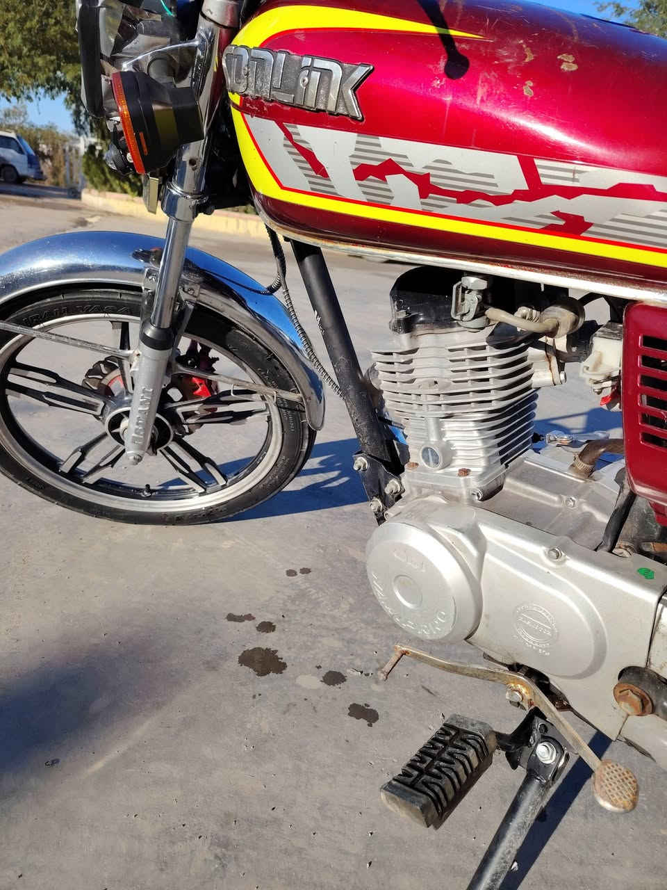 للبيع 2020 السعر 350 وبي مجال حك الجيه المكان شهربان 
اذا مو شراي لاتتصل 
***********
