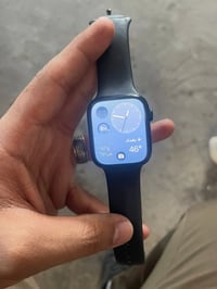 ابل ووج سيريس 8 قياس 45 ملم بطاريه 86  نضافه 100‎%‎ كامل ملحقات باكيت ...