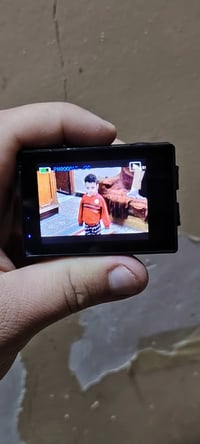 سِـلَأّمً عٌلَيِّکْمً کْأّمًرهّـ مًغُأّمًرهّـ ضًـدٍ أّلَمًأّء وٌتٌـرهّ...