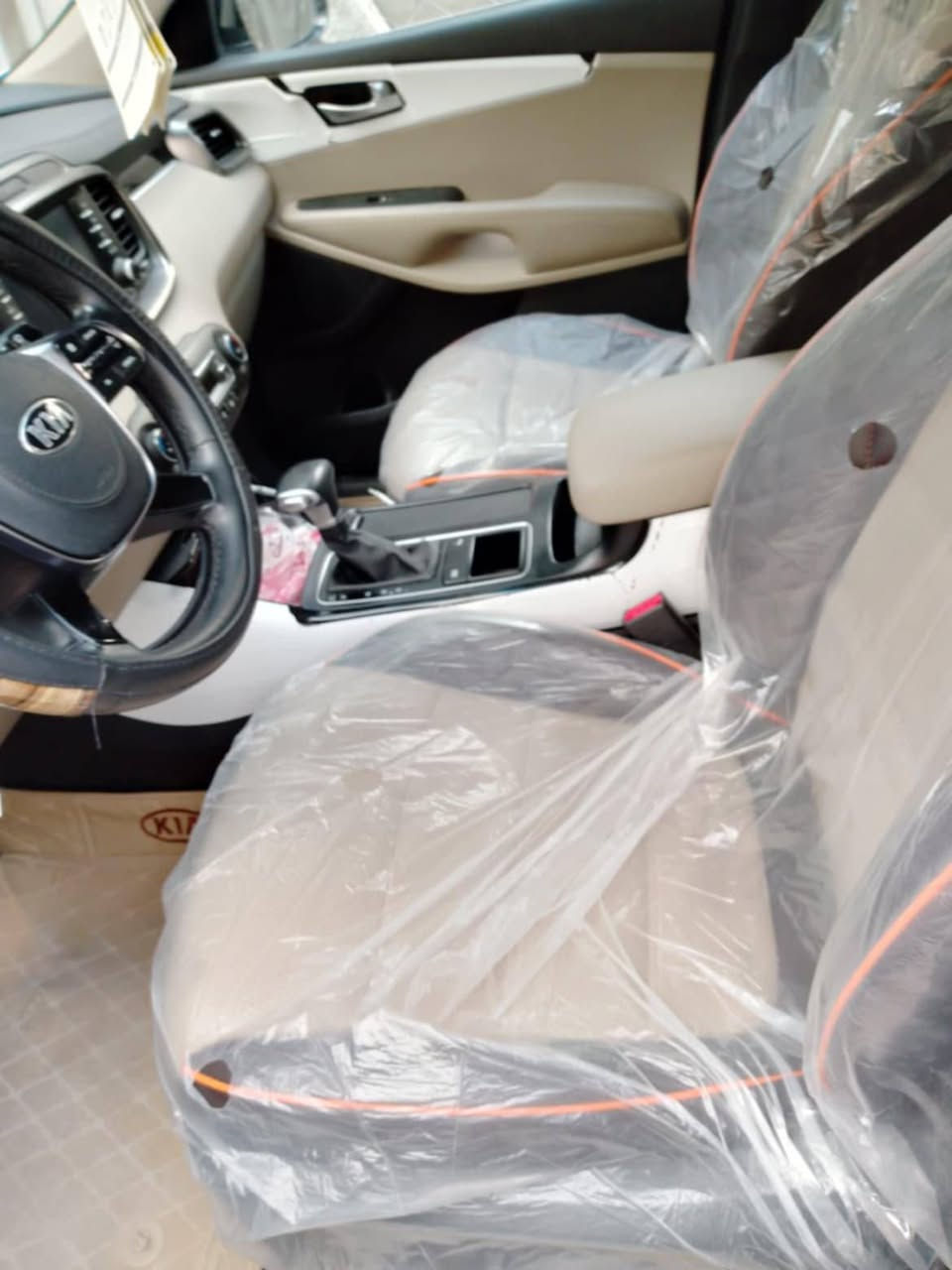 السلام عليكم سورنتو 20 فول بنرامه للبيع مكينه 6 سلندر مامفتوحة كير ومكينه شرط رقم اربيل انكليزي شاشه تحكم جهتينترحيب اناره بللمري مري شفط بصمه ترحيب جنطه شفط ماشيه 77 سبعه راكب خليجية للبيع النجف رقم التواصل *********** واتساب موجود
