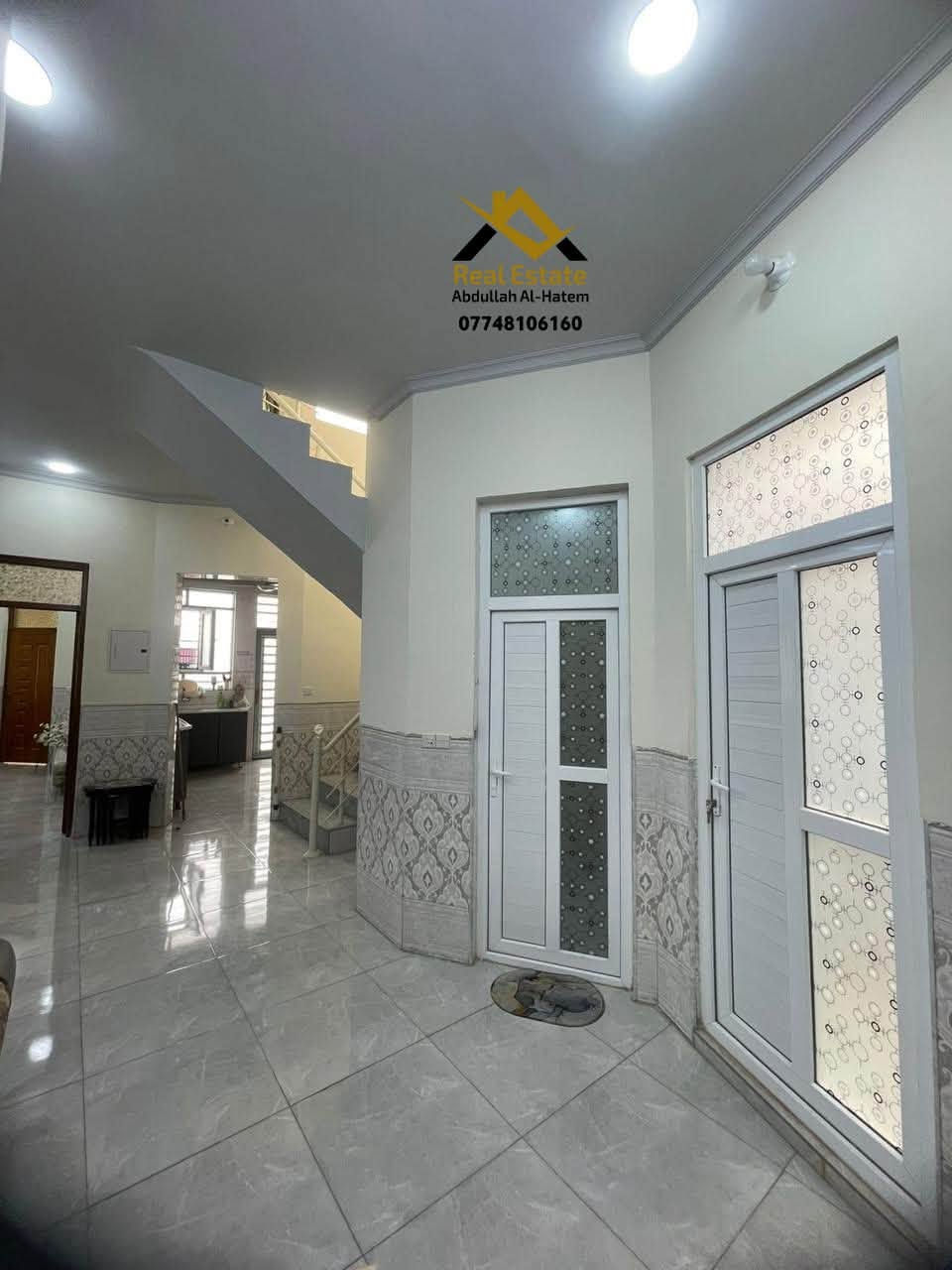 سامراء حي دوانم المعمل 

مشتمل بمساحة 150متر 

طابقين 3 غرف نوم 

المشتمل قرب جامع المحمود 

بناء جناي شغل درجة اولى 

السعر 77 مليون وقابل للتفاوض 

للإتصال 

*********** 

عقارات عبدالله الحاتم 

لمعرفة أسعار و تفاصيل كافة العقارات المعروضة لدينا يرجى الاتصال او المراسة لطفاً 

عنوان المكتب :
سامراء حولي الخضراء مقابل الإفراز مجاور قدسي الخطاط
