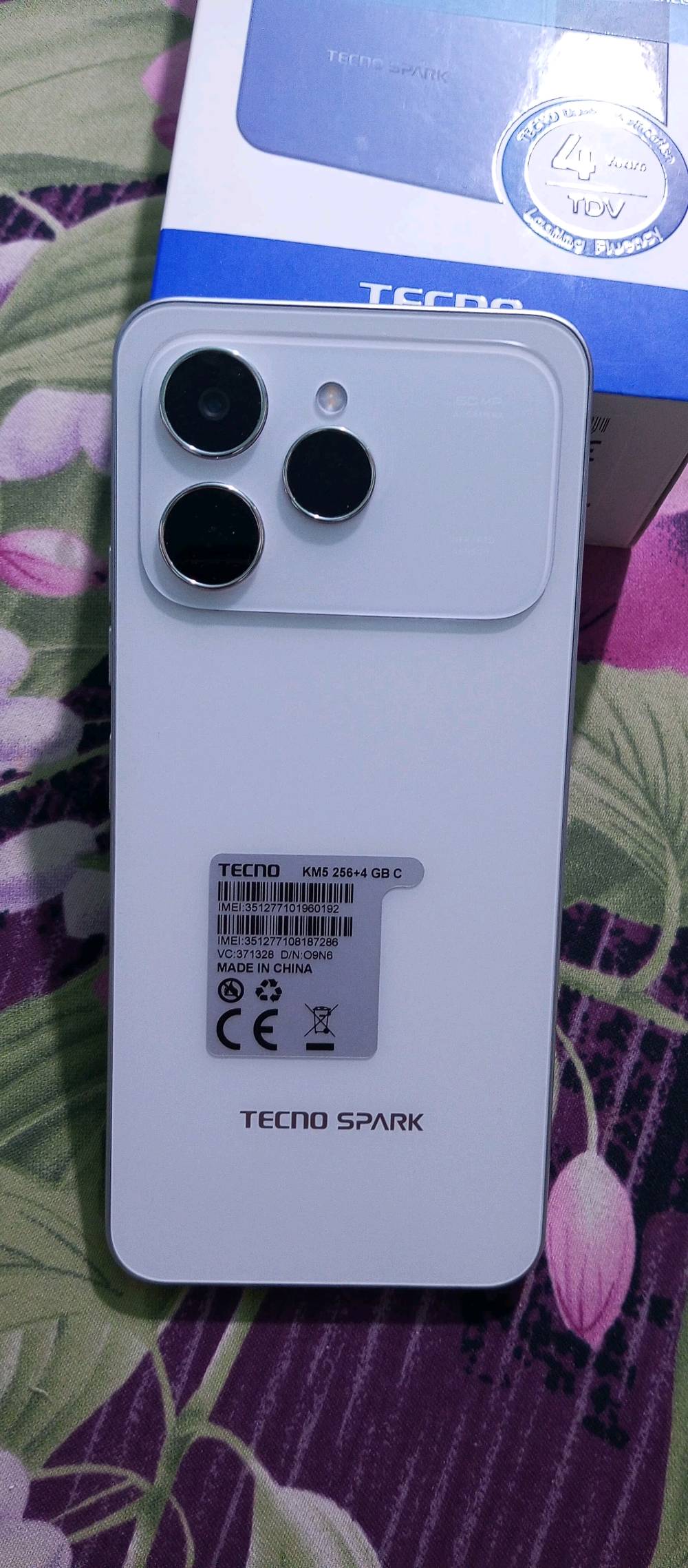 TECNO SPARK40  تلفون الله شاهد شترته يوم 2026\1/20 
مواصفات جهاز
ذاكره 256
رام 4+4 يعني 8
صدار 15 اخر تحديث 
جهاز شبيه ايفون 17 برو ماكس 
مواصفات حلوه كلش 

غراض جهاز 
كارتونه 
شاحنه 
كفر 

سعر195 بي مجال بسيط 
عنوان نجف الشرف 
رقم *********** 
رجاً ما تشتري لا تعمل 