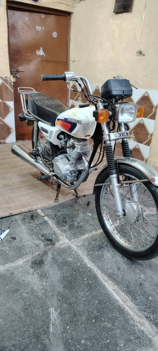 سلام عليكم شباب درجه البيع موديل 21اورق اصولي درجه خير من الله السعر 675اوبيه مجال حك جيه مكان كوت وافدين هاذه رقمي ***********والمو شراي لا يتعبني خاص لايوجد 👍
