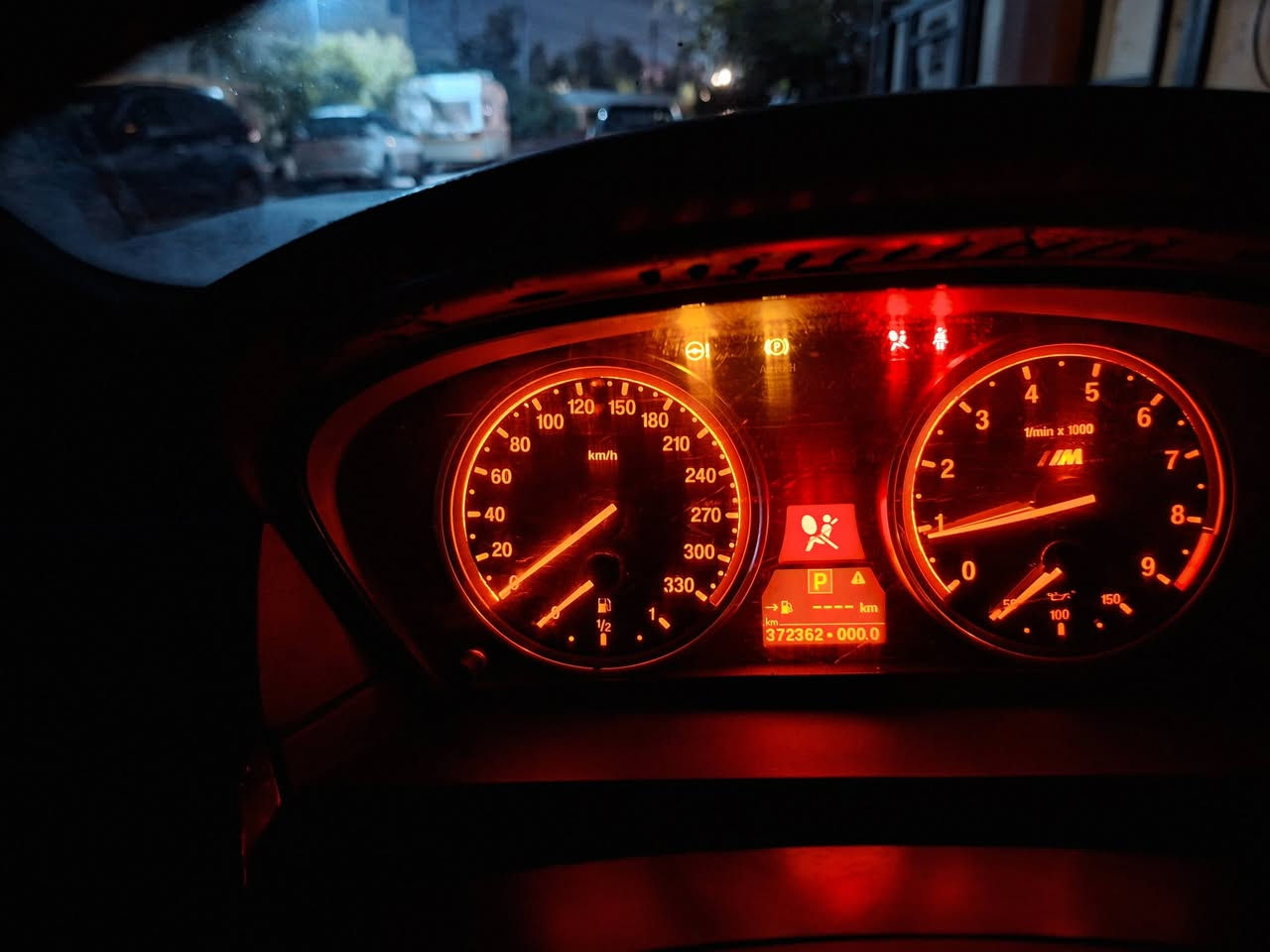 ١٠٠ الف
مكاني اربيل توصيل موجود 
العدادات لونها اسود لماع مو طافي تفتحها كدام المندوب ماعجبك لاتستلمها ترجعها بيد المندوب


**إذا كنت صاحب هذا الإعلان وتريد حذفه لأي سبب، رجاءا أرسل رسالة إلى الدعم الفني**