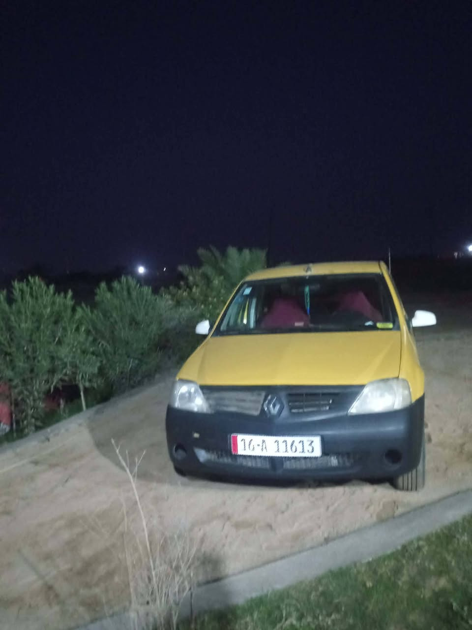 رينو لوكان موديل 2009 مكينه تبخر سياره بلاديه فقط جاملغ عابر رقم ***********
