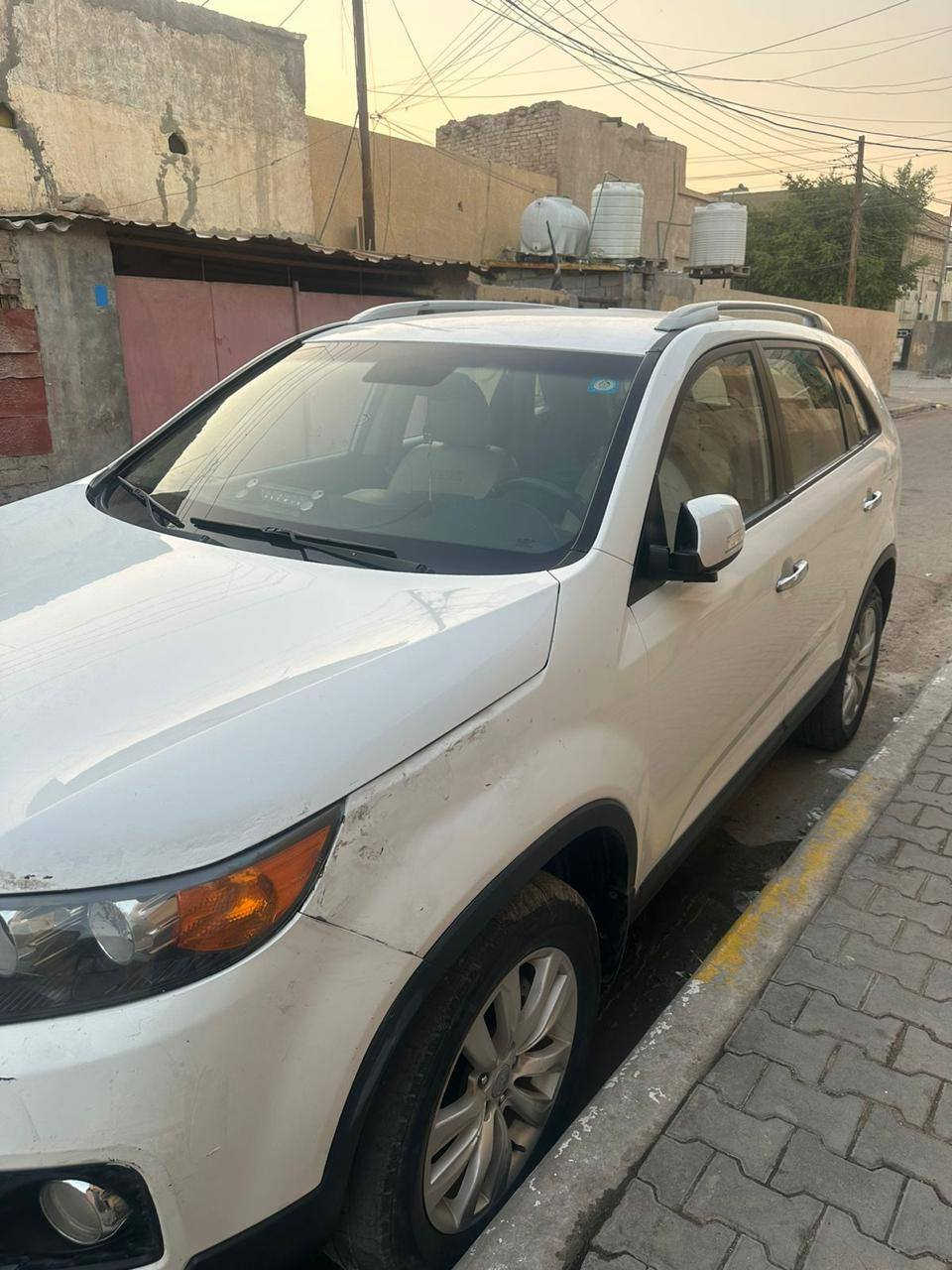 السلام عليكم ورحمة وبركاته لبيع سيارا سورنتو خليجي مديل 2013    6سلندر 7راكب  3قطع تبريد مرايات شفط  بيه زنون تبريد شغال  تتدفئه شغاله  تخم تاير جديد  مشروع وطني تحويل ثاني يوم رقم بغداد ماناقص اي شي سيارا بيه بل جاملق بارد  وباقي سيارا كفال وسعر خاص  ***********  العنوان البصره
