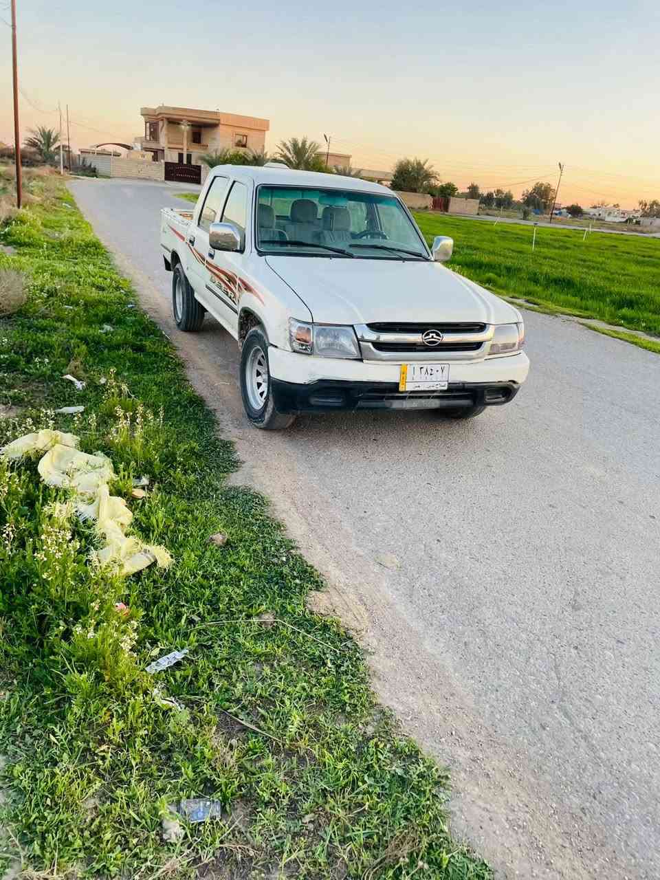 السلام عليكم 
للبيع سوبر دير 2006 صبغ عام جماليه بدرن ضرر 
رقم صلاح الدين بسمي سنويه2029 مشروع وطني 
شرط التحويل ثاني يوم تبريد تدفئه شغال 
صدر امامي خلفي جديد تخم تاير حديد ويل كب 
السياره جازه كهربائيه و ميكانيك كل شي شغال 

السعر 42 وبيه مجال مكاني تكريت 

‭0772 305 3501‬
