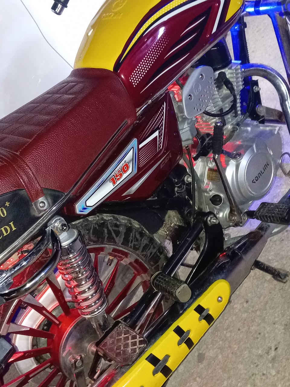 دراجه للبيع موديل 24 شكل ال 25 زنجيل***********
