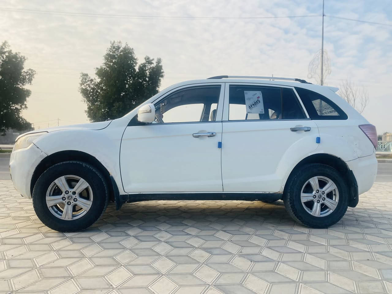 السلام عليكم ليفان اكس 60للبيع موديل 2013رقم واسط إنكليزي مكينه وكير وحداديه خير من الله بيها مكانات صبغ السياره بأسمي تحويل مباشر العنوان بابل  الشوملي للأستفسار ***********
