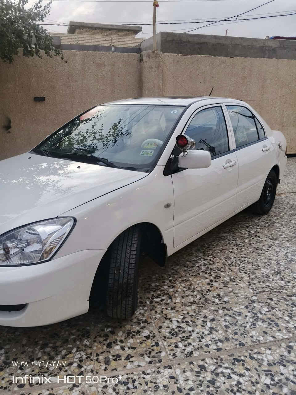 سلام عليكم لانسر موديل 2001بسمي رقم واسط مصبوغه جماليه مكفوله من اي ضربه
كير ومكينه وتبريد مكفولات تخم تاير جديد اي نقص مابيه
سياره جاهزه السعر 55 رقم الهاتف ***********
مكان سياره بغداد  كير ومكينه كورلا
