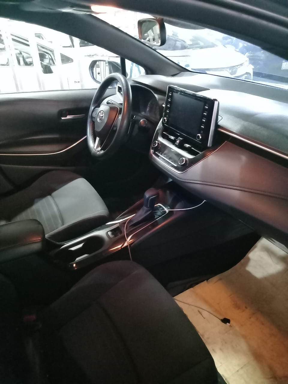 السلام عليكم 
كورلا 2020 وارد امريكا حادثها بنيد فقط بدون ايرباك 
الرقم اربيل الدولي الجديد شرط تحويل باسم المستري 
سلايد روف / محرك 2000/ بصمه تشغيل / شفتات استيرن / تحكم استيرن 
السياره جديده ورايدها 125$ 
الاتصال *********** ابو رضا 
بغداد / الوزيريه بغداد, العراق
