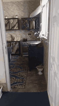 بيع مستعجل مستعجل وسعر مناسب  دار 100متر مربع بلديه😍غرفه نوم وهول ومطبخ وصحيات واستقبال وغرفه بل قطا ثاني«مخزن» 😊 موقع كركوك منطقه 55 قريب من ثانويه الاصمعي+صيدليه القاضي+ماركت المحمدي كلها خدمات بصفك وقريب وعلى طريق الكوسترات سعر 48 وبي مجال 
للتواصل واتس 
***********
