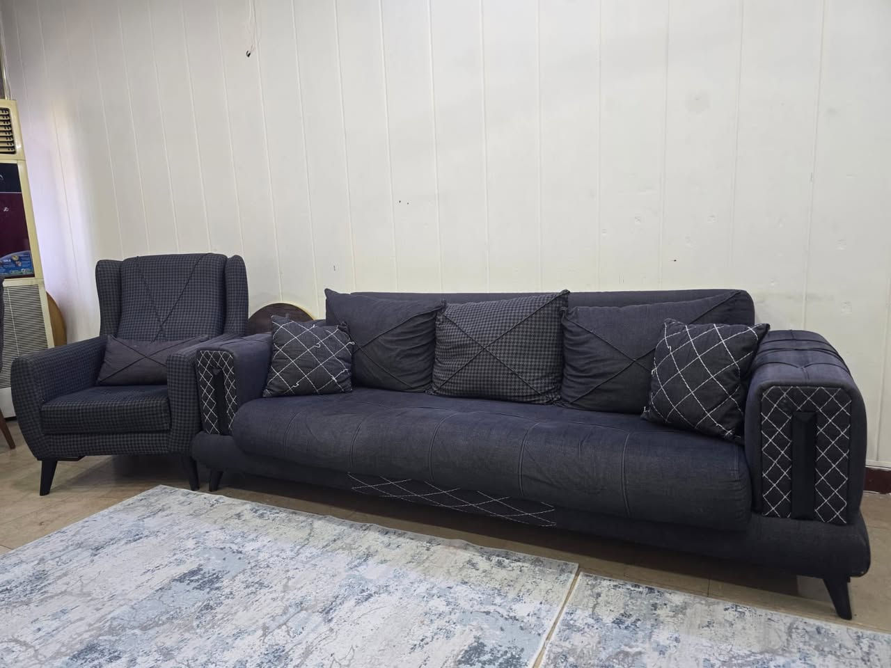 تخم ٨ مقاعد نضيف كلش سرير ومخزن اي ضرر ما بي تركي العنوان بغداد حي الجهاد


**إذا كنت صاحب هذا الإعلان وتريد حذفه لأي سبب، رجاءا أرسل رسالة إلى الدعم الفني**