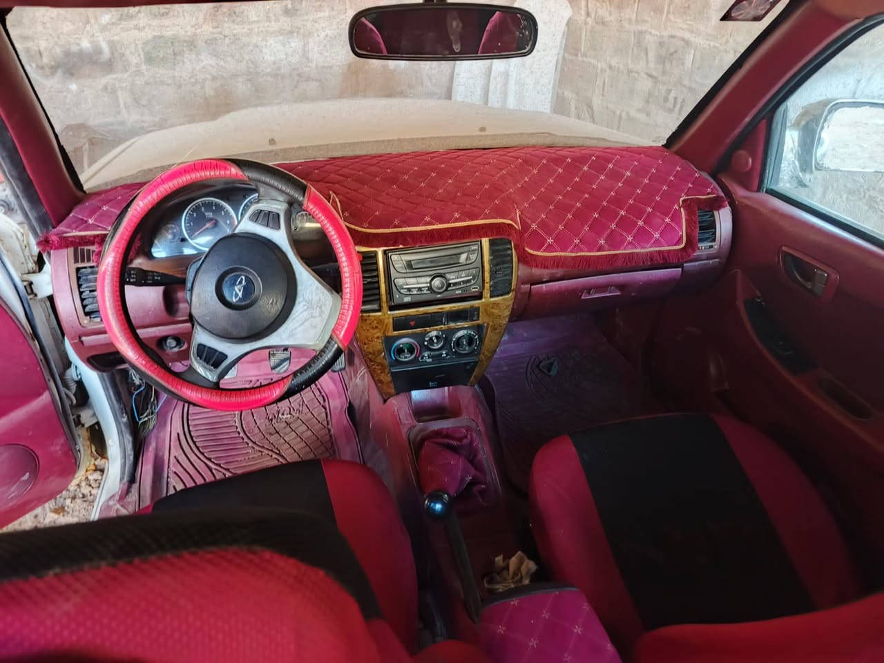 للبيع 2011بغداد محرك كايم سعر 37وبيهه مجال مكان سياره نبار فلوجه تصل ***********
