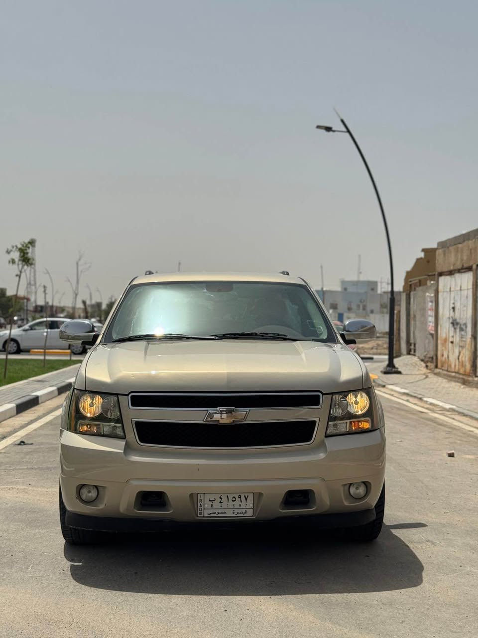 شوفر ليت تاهو 2010  خليجي مكفوله 
رقم بصره بأسمي
بيها تكحيلات بسيطه وما مبينه ابد
مواصفات LS 
كشنات مخمل
السياره جاهزه للاخر حداده تخم تاير …الخ
للبيع فقط السعر ٢١٥ وبيها مجال بسيط للشراي
عنوان السياره البصره الجنينه شارع التجاري
*********** البصرة, العراق
