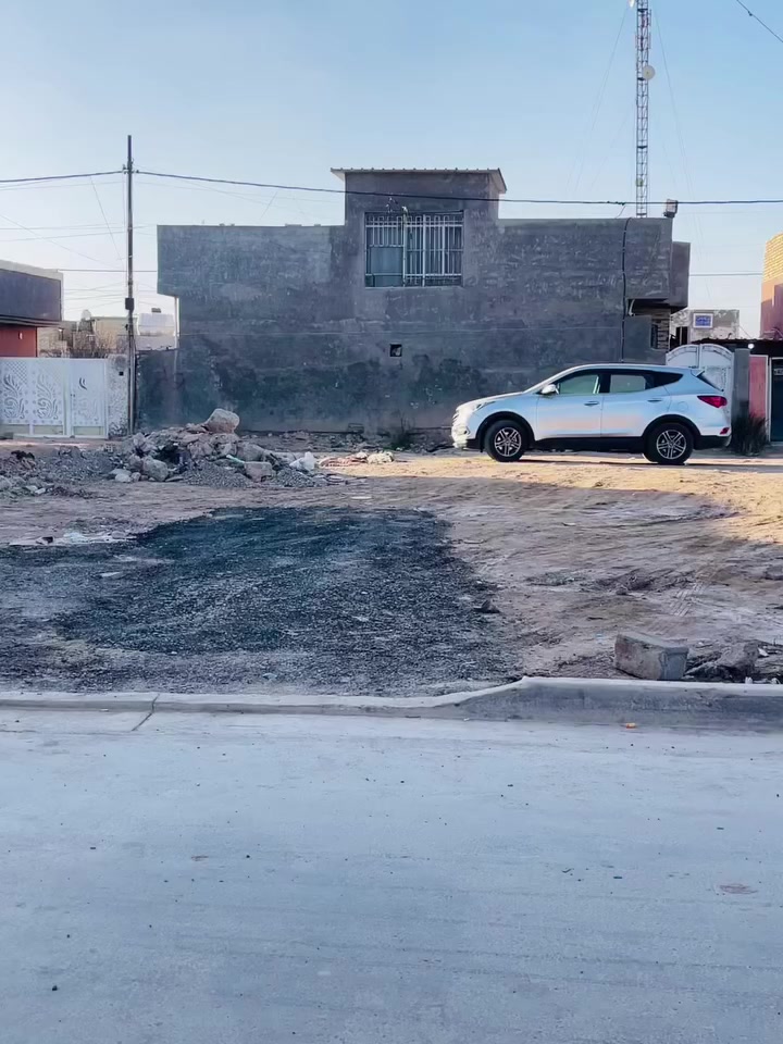 قطعه 200 متر قريبه عل شارع سعر 45  للاستفسار ***********
