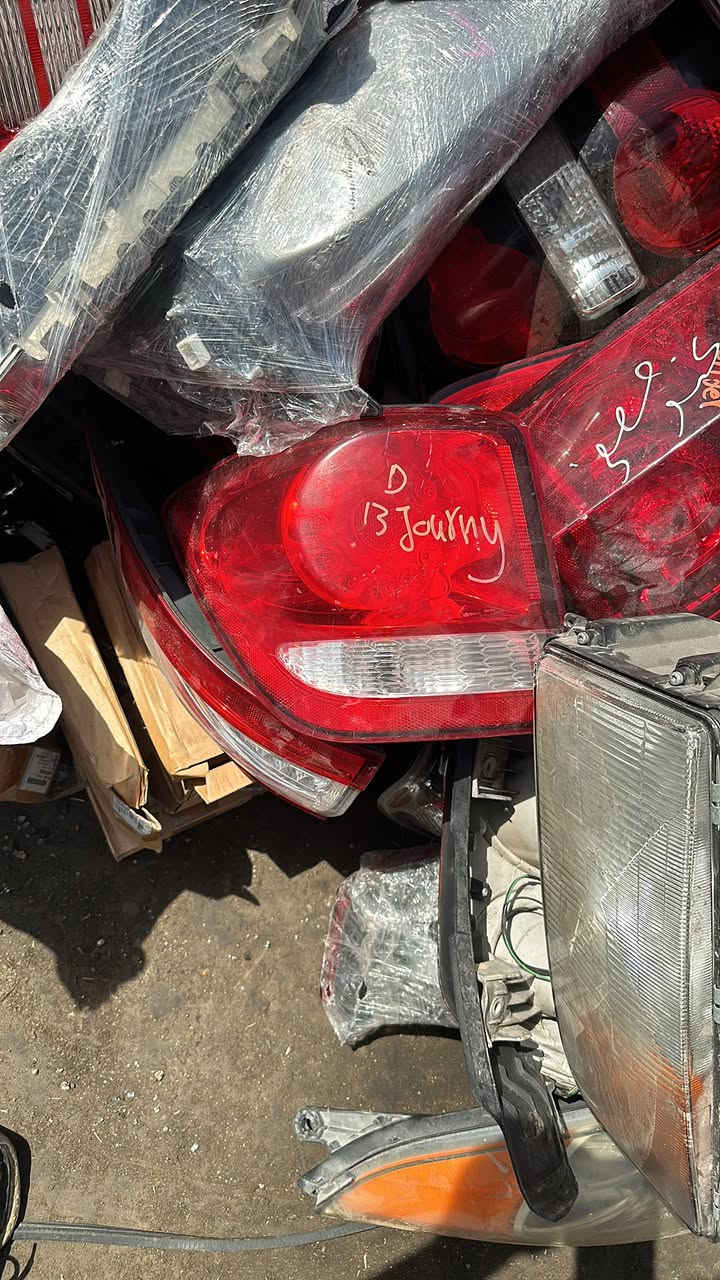 السلام عليكم 
تم وصول ادوات دوج جورني افنجر كرفان C200 
كل مايخص نواعم الدوج 
مشط درام شفت  لايت بك لايت 
الاستفسار ***********
‭0781 507 1016‬
يوجد خدمة توصيل كافة المحافضات 
عنوان الطالبية مقابيل البدالة 
ومن الله التوفيق
