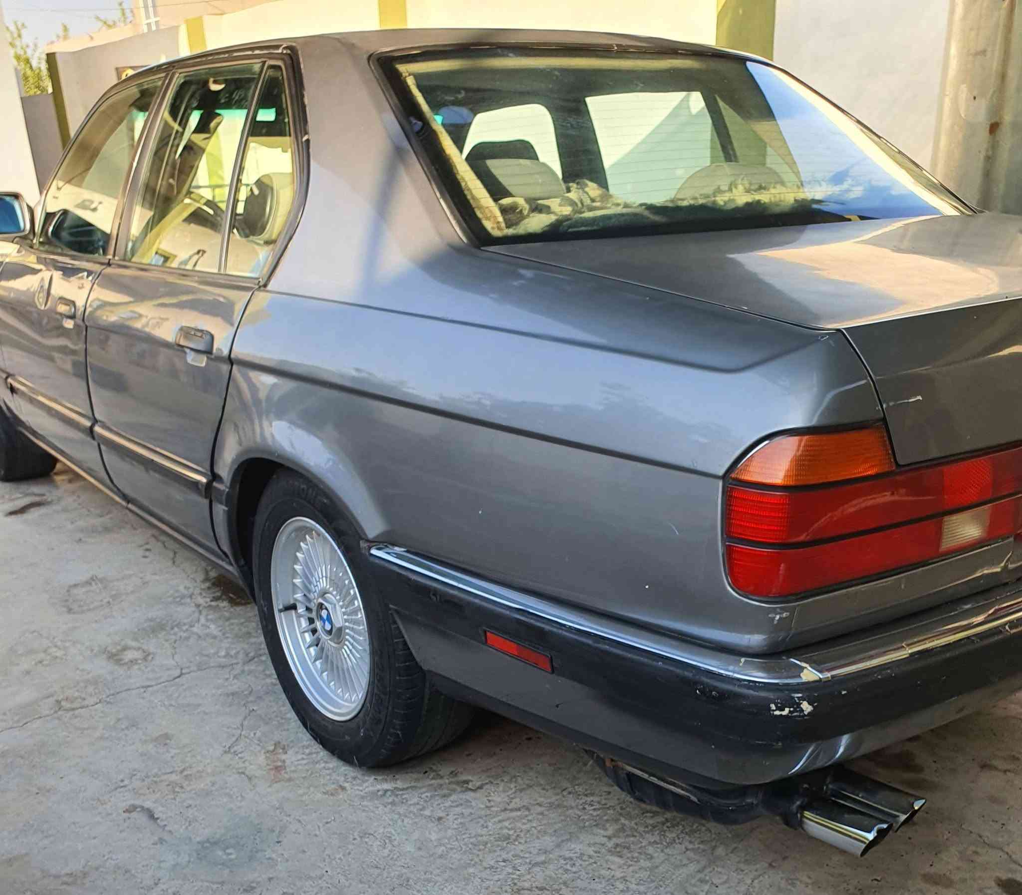 بي أم دبليو 730 محور 530دبل ديجيتل  موديل 93فول سلايت تدفئه وتبريد شغال شرط التحويل سنويه باسمي  للبيع لاستفسار اتصال ع هذا الرقم ***********
