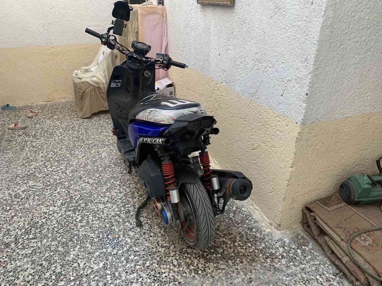 السلام عليكم من رخصة الادمن دراجه سكنس جبلي مال رمبه قبل شهر مشتريها من الرمبه السعر 1350 وبيها مجال شي بسيط مكاني النجف حي الحسين 
***********
