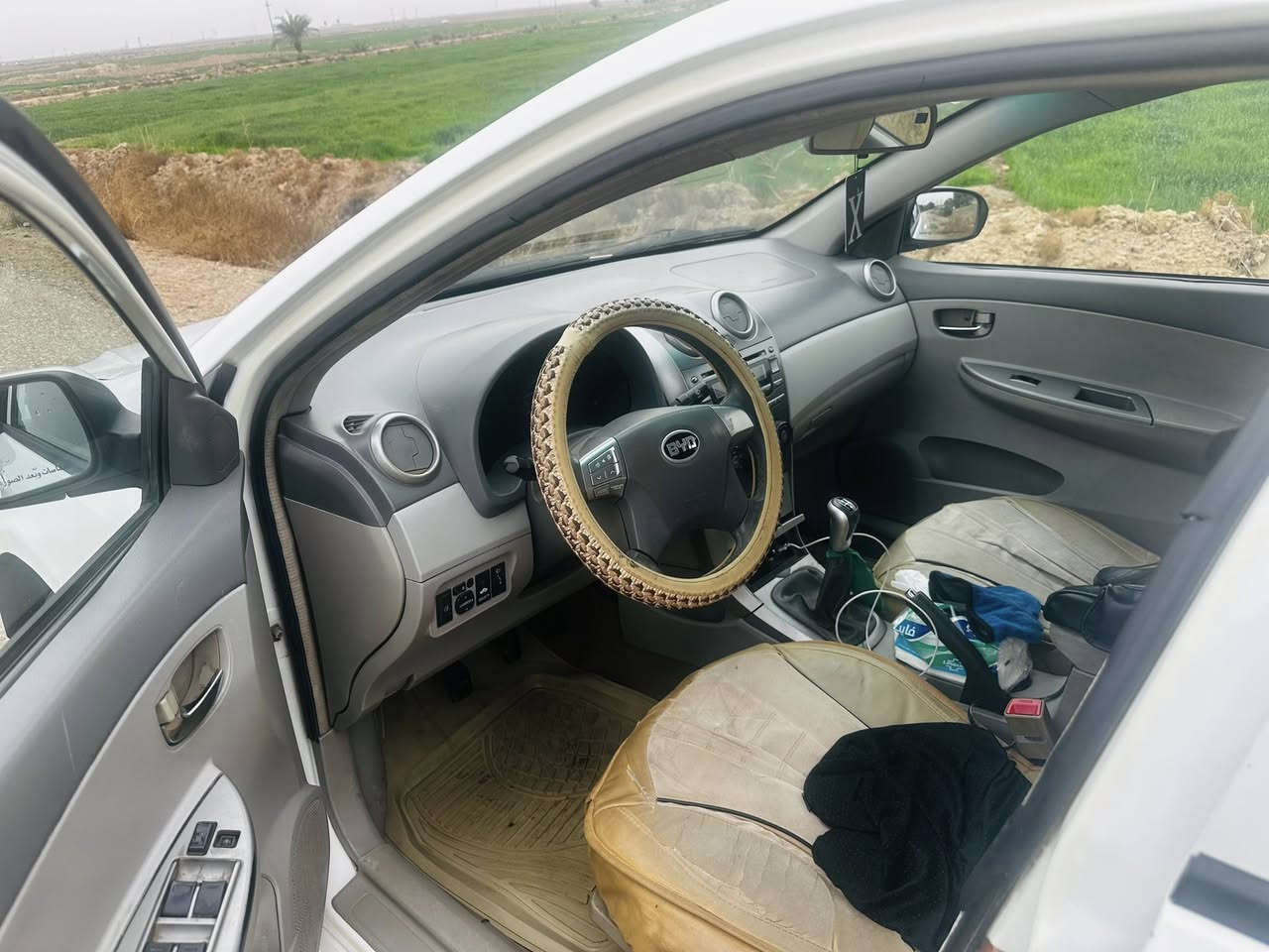 سلام عليكم BYD g3.                              مديل2013 رقم ميسان بسمي
سياره حلوه وجهازه مال معلم يعني حتى المحرك مال شركة 
السعر 58$
خاص مااجاوب***********
