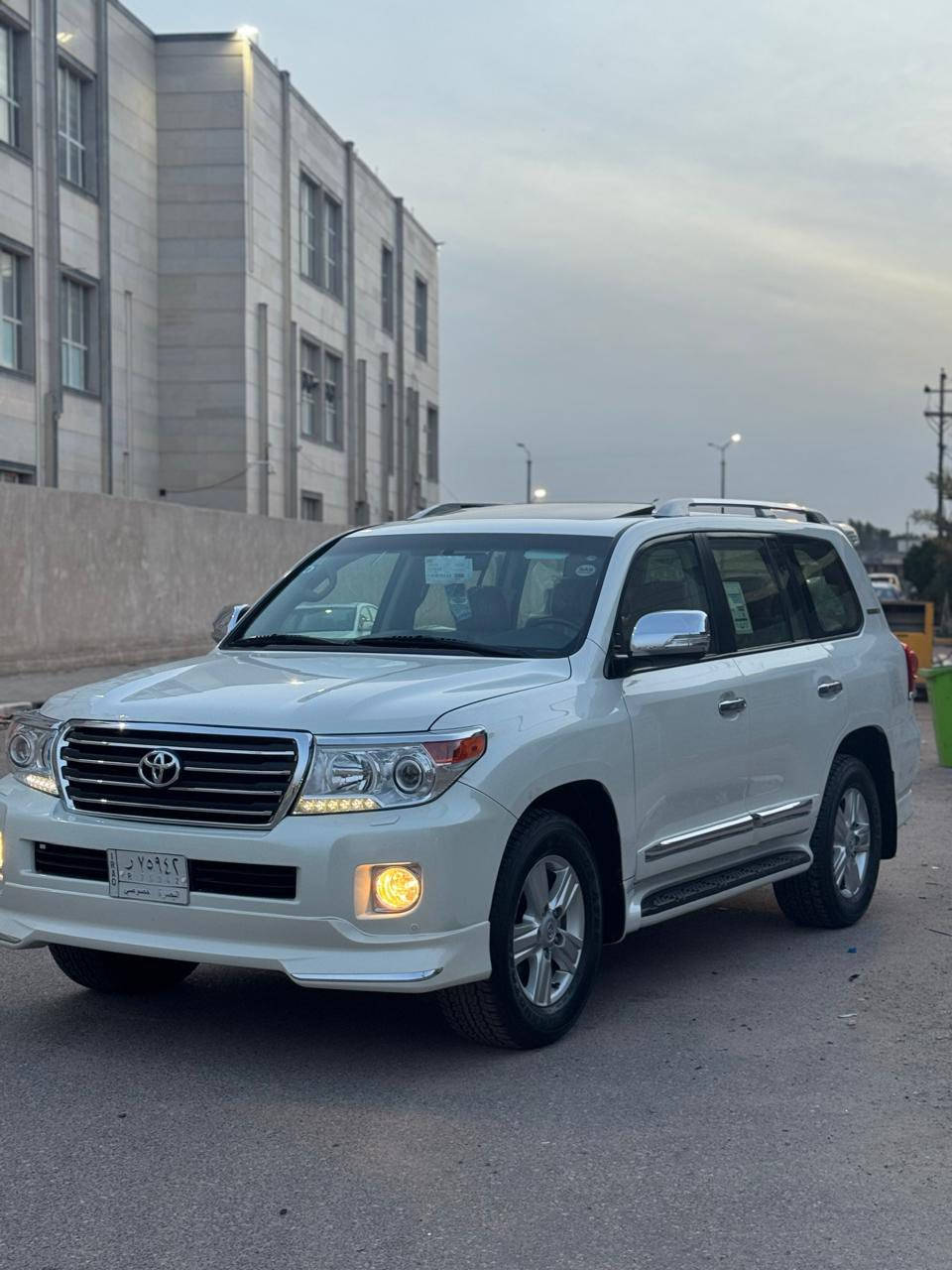 سلام عليكم ورحمة الله
لاندكروز مديل 2015  -8V- سلندر بريم ام طفاية 
سيارة كفالة عامة كلش  مكينية كير كفالة 
ماعدة بارد واحد صغير فقط 
ماشية 120,000 سيارة جاهزة تخم تاير حدادية مال جني 

الاستفسار: ‭٠٧٧٠ ٥٧٨ ٧٥١٠‬
مكاني بصرة
