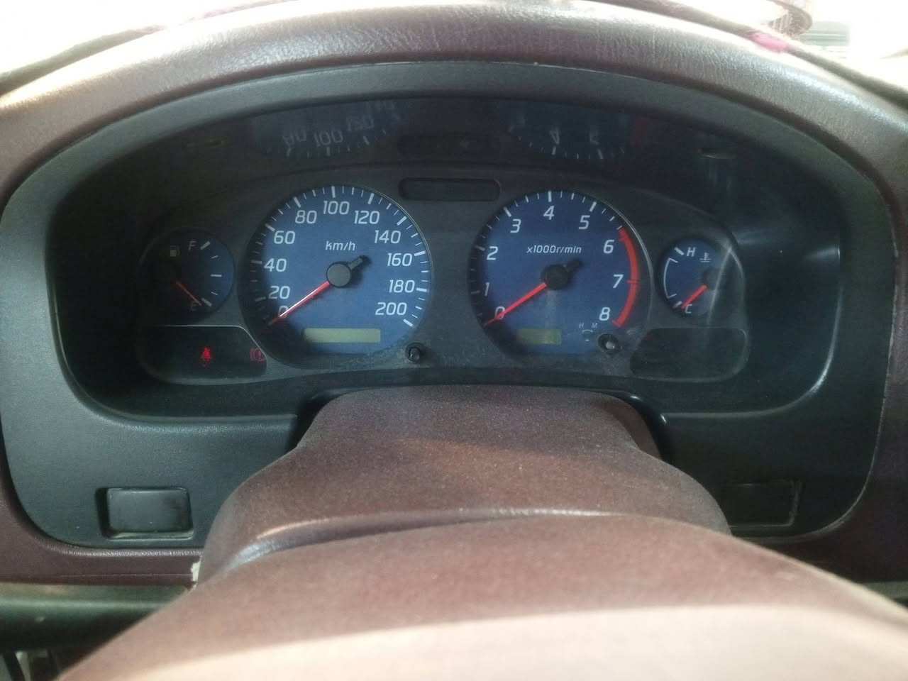 نيسان شبوط 2014 محسن
رقم انبار انكليزي
 رون وعداد 
جام كهرباء 
مري تحكم كهرباء  
كفاله سياره عدا باب البدي المسطره الجوانيه صاير بيها تنميله مال زنجار ومرشوش باب البدي فقط باقي سياره كفاله حتا من بارد 
العنوان الانبار هيت 
السعر ١٤٠وبيها مجال حك الجيه
***********
