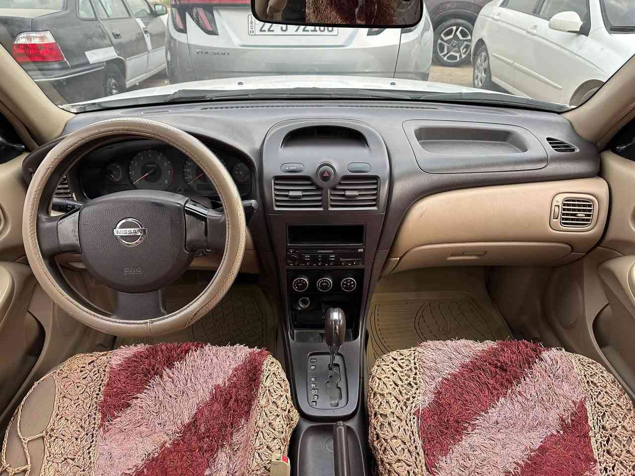 السلام عليكم
نيسان صني موديل 2012

السيارة كفالة عامة
من الصبغ أو تبديل قطعة
مكفول كير ومحرك
بيها صخة خفيفة الباب ورا السائق
تخم تاير جديد

السعر: 110
وبيه مجال
***********
