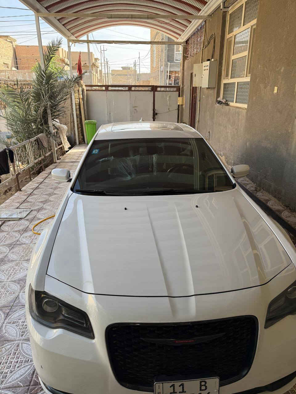 سلام عليكم اوباما ٢٢ s اصل السياره جديده ماشيه ٤٤،رقم بغداد بسمي تحويل ثاني يوم حادثه فقط الجاملغ الجهت العبري ومابيهه صبغ بدلته بدون ايرباك السياره جديده مكانه بلدوانيه ومستعجل عل بيعتهه السعر ٣١٥ وبيهه مجال للشراي *********** ومتواجد عل فيس 
المواصفات :
فول واحد على واحد 
* پانوراما . 
* رادار امامي  . 
* نقطة عمياء . 
* حساسات امامية . 
* ويل قياس 20  . 
* حساسات خلفية . 
* شاشه كبيرة مع نظام ملاحة  GPS .
* سستم صوت مع دمام .
* مقصورة الركاب من الجلد 
* المقاعد الأمامية كهربائية .  
* تشغيل عن بعد . 
* محدد سرعة . 
* تلفون بلوتوث . 
* كاميرا خلفية .
* مرايا متحسسة للاضاءة العالية .
* كير شفت بالستيرن . 
* دخول ذكي (بصمة) .
رقم بغداد
