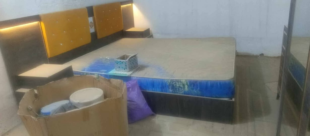 السلام عليكم غرفة نوم تركيه استعمال قليل كلش ومابيها اي ضرر مستعجلين على البيع هي الغرفه وحدها ب700 وإذا وياهه الفراش ب800 الغرفه كلش حلوه بس ما مسوحه ومظلومه بالتصوير مشريها بمليون و200 المكان بالديوانيه


**إذا كنت صاحب هذا الإعلان وتريد حذفه لأي سبب، رجاءا أرسل رسالة إلى الدعم الفني**