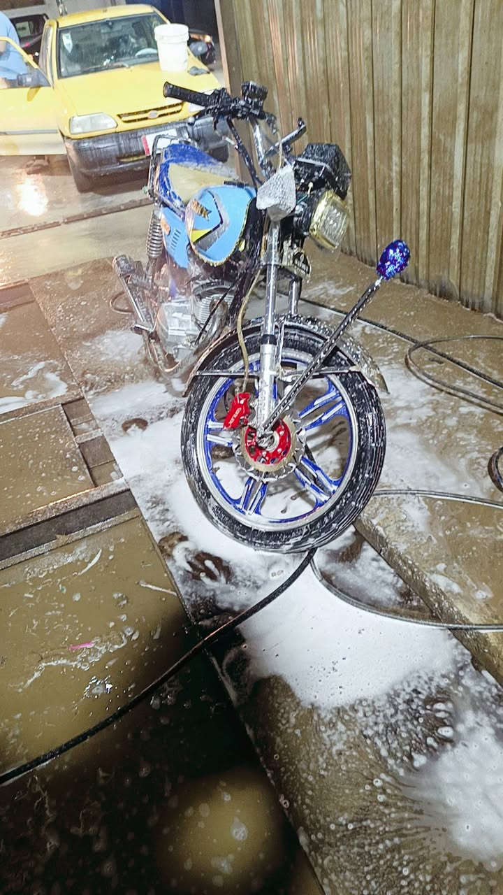 سلام عليكم دراجه سيفان 23 للبيع نكره سلف الدراجه نضيفه مكينه ممفتوحه وصار بيه بجديد خيط تبخير اصبح تبخر شويه وتكطع
اوراق ضاعن بشيله 
المكان الراشديه مال حسينيه 
السعر 450 وبيه مجال 
***********
