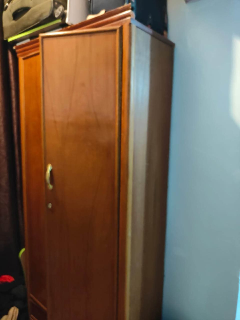 ‎غرفه نوم للبيع مثل ما موضحه بلصور مكلفه بلنشر الاستفسار عل هذا الرقم ‭0771 147 7191‬‎ بغداد, العراق
