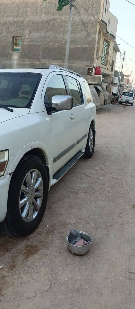 السلام عليكم انفنتي ٢٠٠٩
فول مواصفات سياره جاهزه رقم بصره 
سياره كلش نضيفه مكفوله من الصبغ والتبديل 
سنويه ٢٠٣٠ تحويل ثاني يوم للعنوان التنومه شارع ١٧  اتصال *********** السعر ١١٠ وبيهه مجال بصيط
