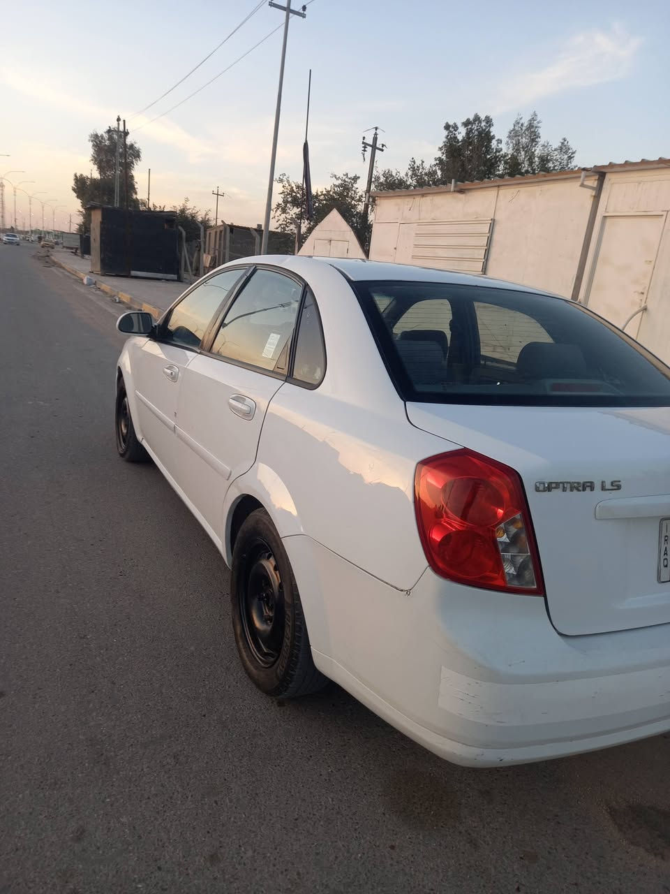 السلام عليكم اوبتره موديل ٢٠١١ رقم ذي قار ألماني سنوية جديدة شرط التحويل ضربتها جاملغ وبنيد مبدلات اصلي كير ومكينه شرط تخم تاير حدادية سيارة جاهزة سعرها ٦٨ مكاني سماوة الشراي يتصل ***********
