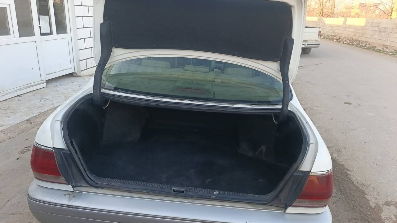 ملكة 2003  دكمتين كص قماره ولباقي مكفول
محرك ففتي كير محرك مكفولات شرط
تواير جدد صدر جديد
لايتات فول
سياره نضيفه احلا من الصور
رايدها ب 37 وبيها مجال حك الجيه ويرهم مراوس حسب القناعه
مكاني صلاح الدين بيجي
رقمي ***********
