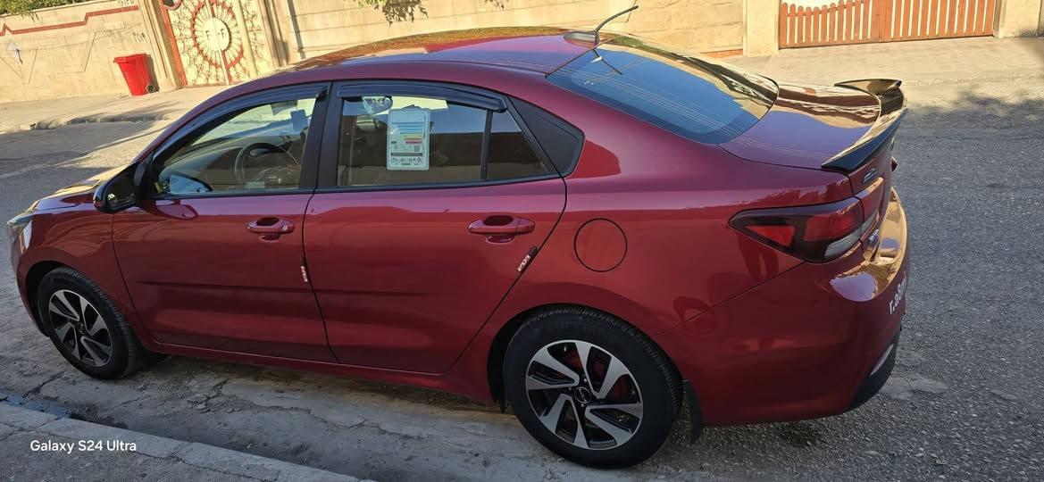 كيا ريو ٢٠١٨ للبيع سعر ١٢٢
كير AT مرغوب محرك GDI  شرط 
اني صاحبها الشرعي هزه جديده رقم انكليزي 
السياره ماشيه ٧٥ ميل
كلش نظيفه طخم تاير ويل كب جديد بالكارتون باتري جديد 
🚘تشغيل عن بعد   بلاجكتورات لد مع اشاره
صندوق ذكي سياره جاهزه مايعوزها شي 
سونار معروض مع الصور 
الشراي الاتصال
***********
***********
مكاني حي الوحده قرب مستشفى السلام
