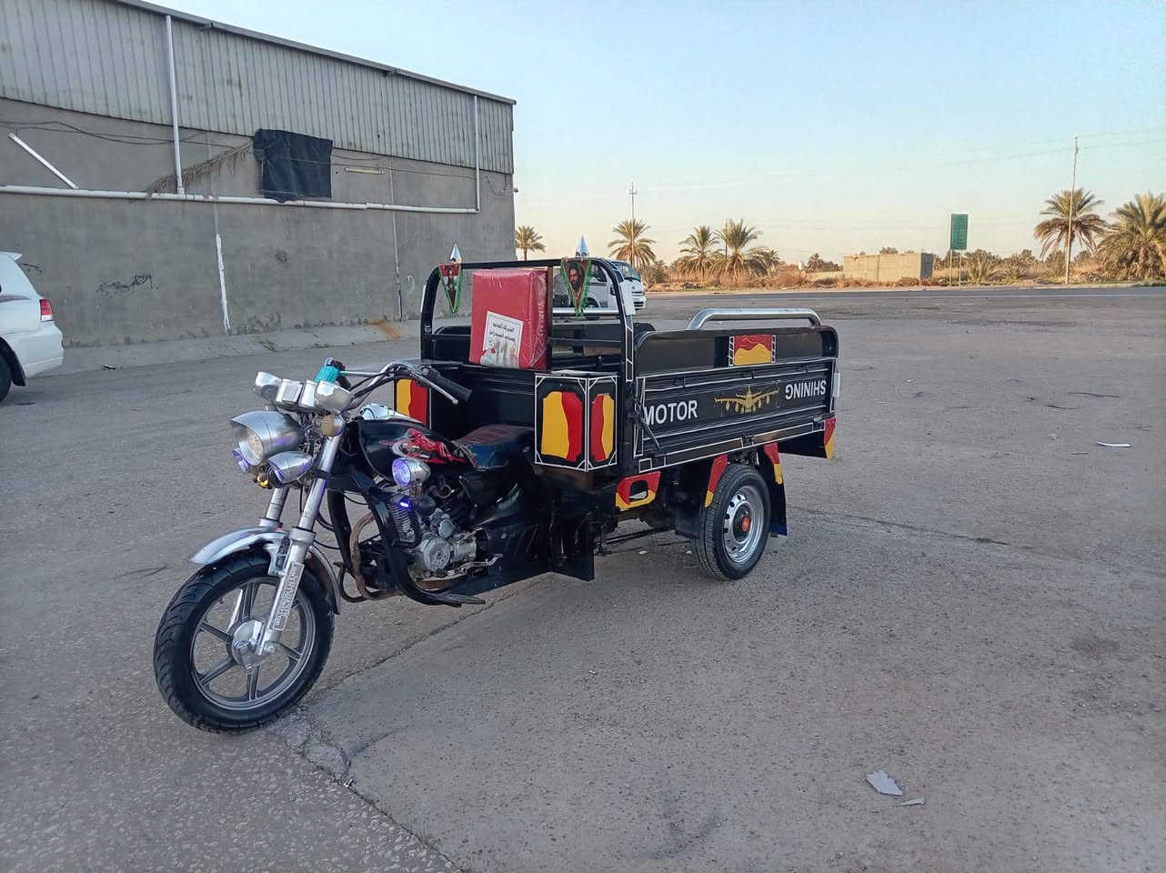 السلام عليكم ستوته للبيع موديل 20 محرك 20 اوراق اصولي كفاله عامه ستوته جاهزه سعر 1450 وبيها مجال المكان بابل الشوملي الرقم ***********
