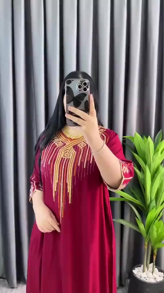 البيع. جملة فقط
كلابيات استقبال تطريز وستراس موديل مغربي درجة اولى
الخامة كشمير. ايطالي. مغسول. مكفول شرط الفحص
القياسات 2xl. 3xl 4xl 5x
سعر درزن 95 الف
الحجز مراسلتنا خاص او واتساب على الارقام التالية
***********
***********
@rayan971
https://t.me/Stayle963
