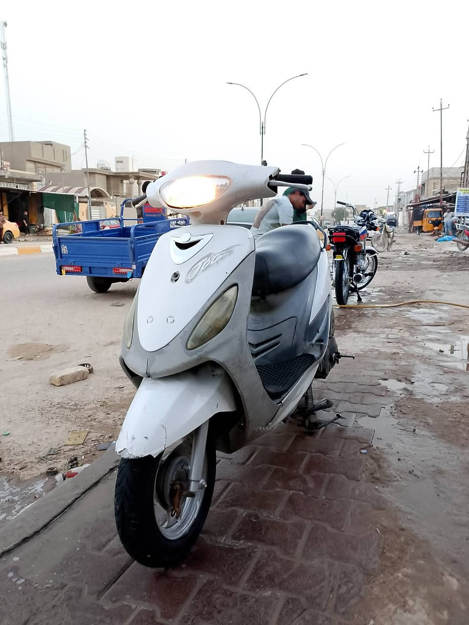 ماكس منغولي للبيع
دراجه شغاله سلف هندر كهربائيات
كلها شغاله ما نقصها شي
الديوانيه ***********
