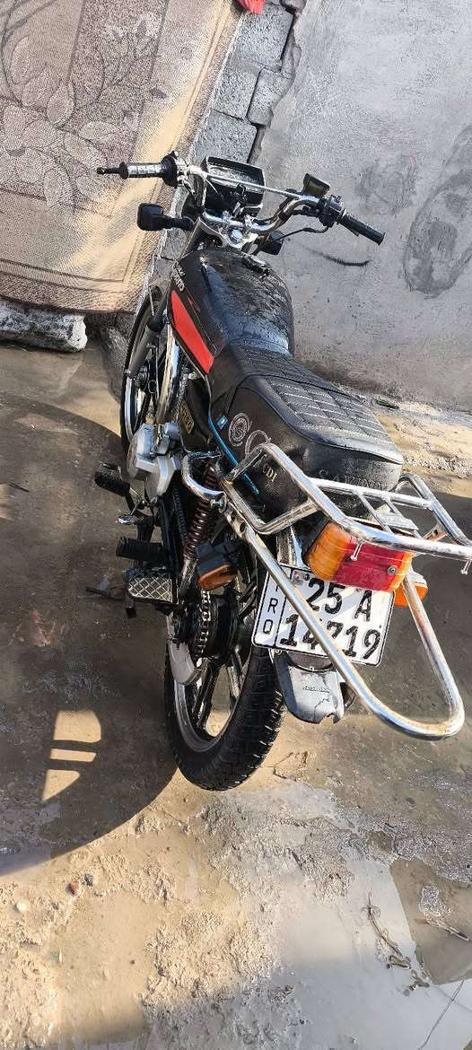 خمسه كير 23 تحويل ثاني يول كله شغال وشرط محرك سعر مليون 425 شراي

تعال خاص او اتصل مو شراي لاتكسر بيه

مكاني كركوك حي عسكري ***********
