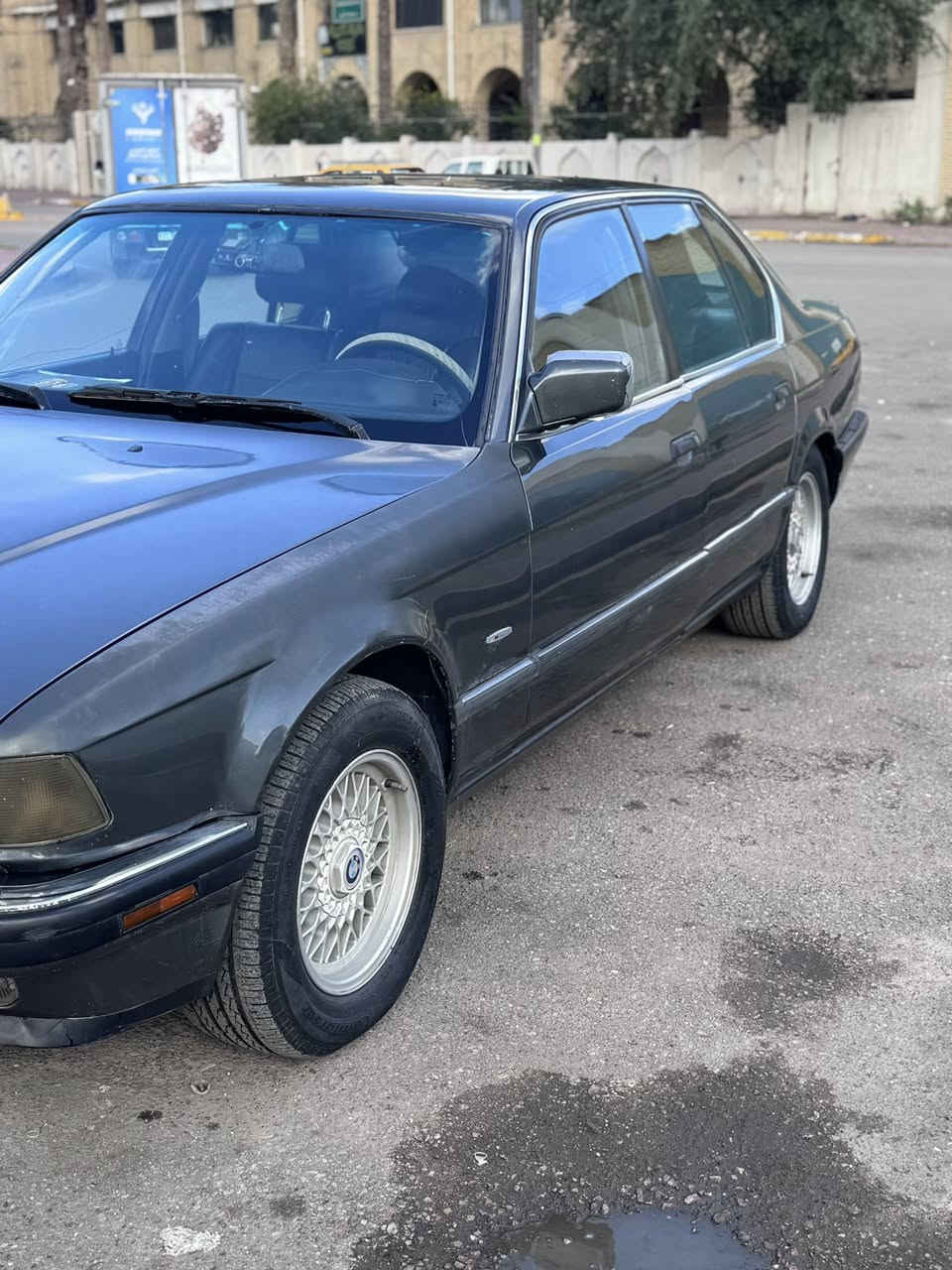 للبيع BMW فول مواصفات  
 حداديه صدر جديد  سنويه باسمي 
بدون ضربه مكفوله السعر52 وبيها مجال لشراي مكاني بغداد الاعضميه

‭0775 253 2342‬
