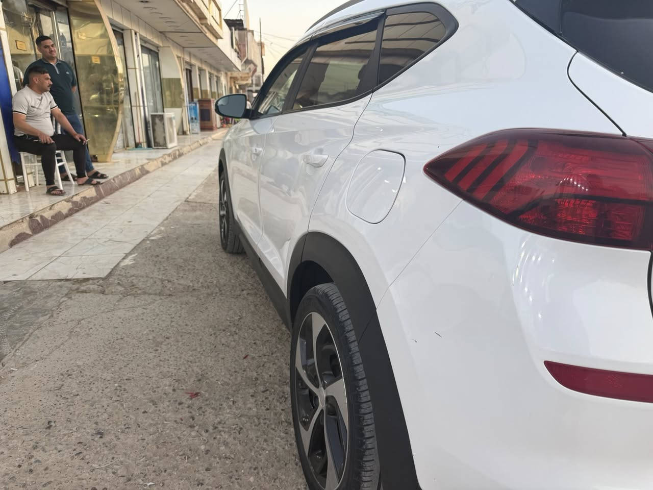 هونداي توسان 2020 وارد امريكي رقم صلاح الدين ماشيه 102ميل شرط التحويل محرك كير تبريد تدفئة صدر تخم تاير ايرباك سليم كلها بشرط حادث سرقه العنوان سامراء السعر 163$ او بيها مجال رقم التلفون ***********
رابط التقرير 
https://bid.cars/en/lot/1-59498400/2020-Hyundai-Tucson-KM8J2CA4XLU242370
