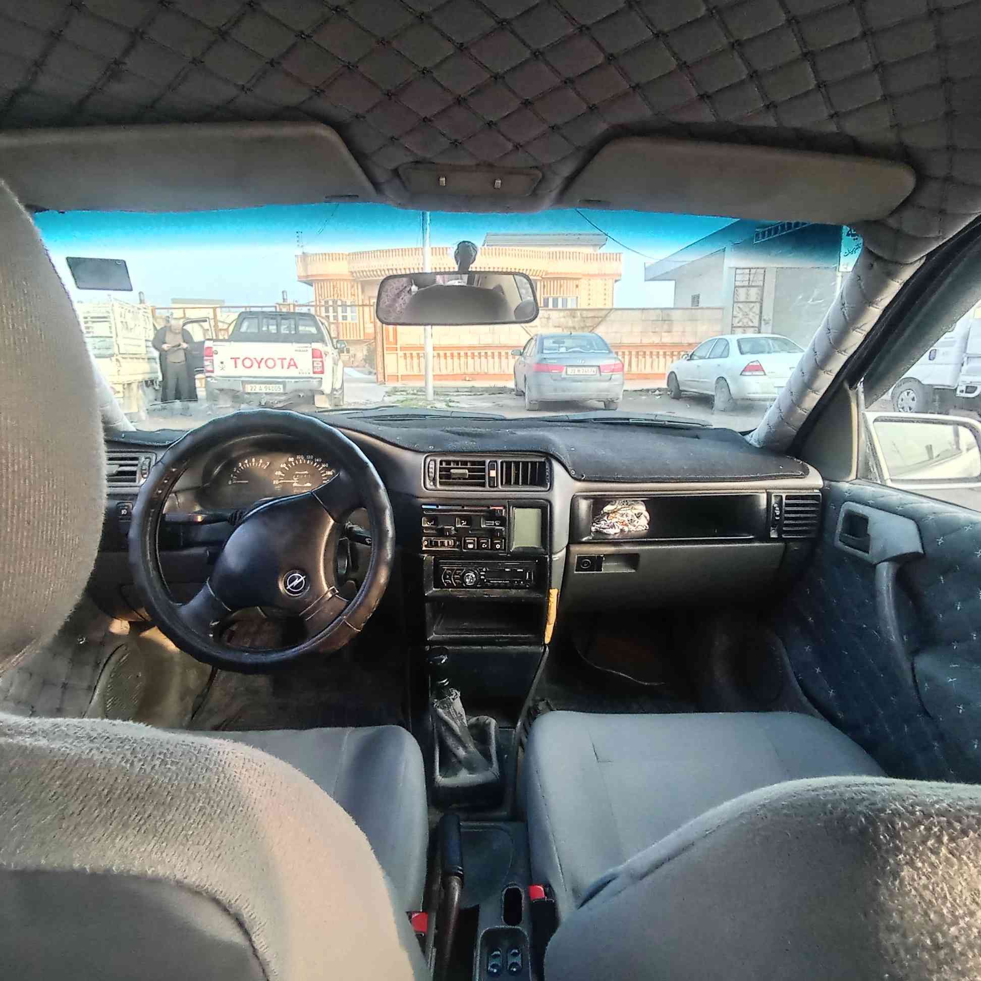 السلام عليكم اخوان فكتره حجم 18 للبيع موديل 92 شرط الوكاله وتحول سياره حلوه ونضيفه السعر عل رقم ***********
